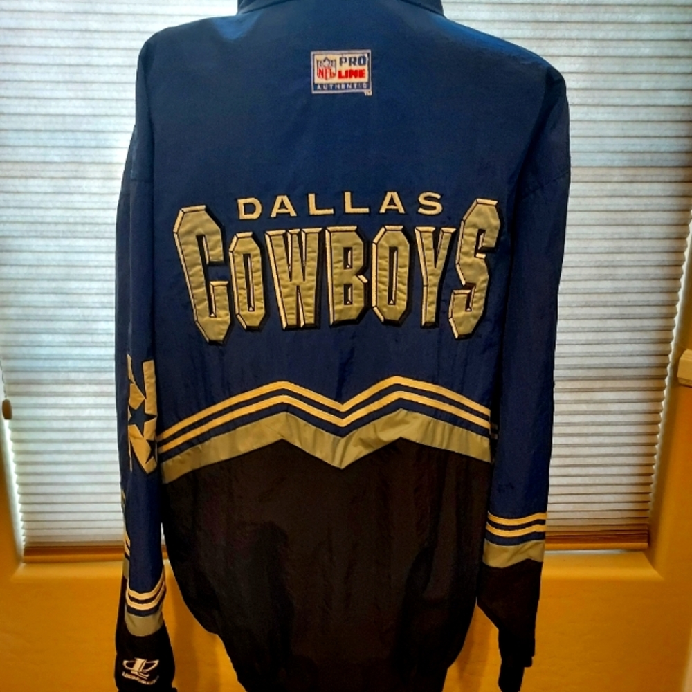 NFL Vintage  Cowboys  jacket from 1990 era